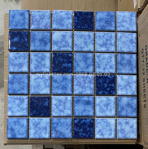 Gạch mosaic gốm màu xanh loang