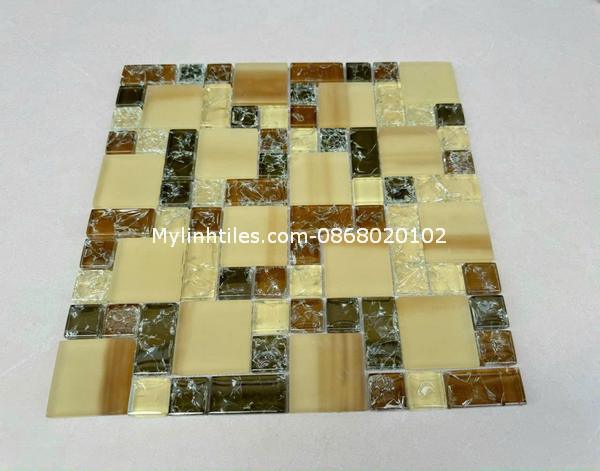 Gạch mosaic thủy tinh trang trí cao cấp tại tphcm