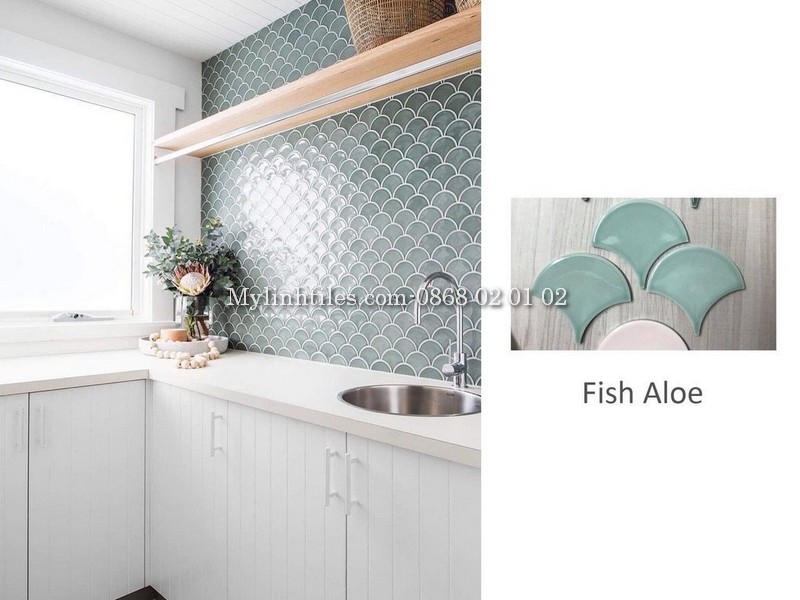 Gạch mosaic vảy cá màu xanh ốp bếp đẹp