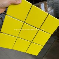 Gạch thẻ 10x10 dạng vỉ mosaic màu vàng